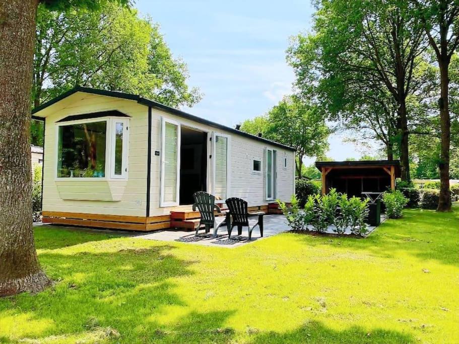 Camping De Pallegarste Chalet 119 Marienberg Buitenkant foto